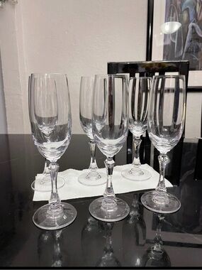 Towle Crystal Flute glasses (item #710)